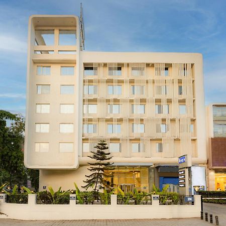 Keys Prima By Lemon Tree Hotels, Pimpri, Pune Екстериор снимка