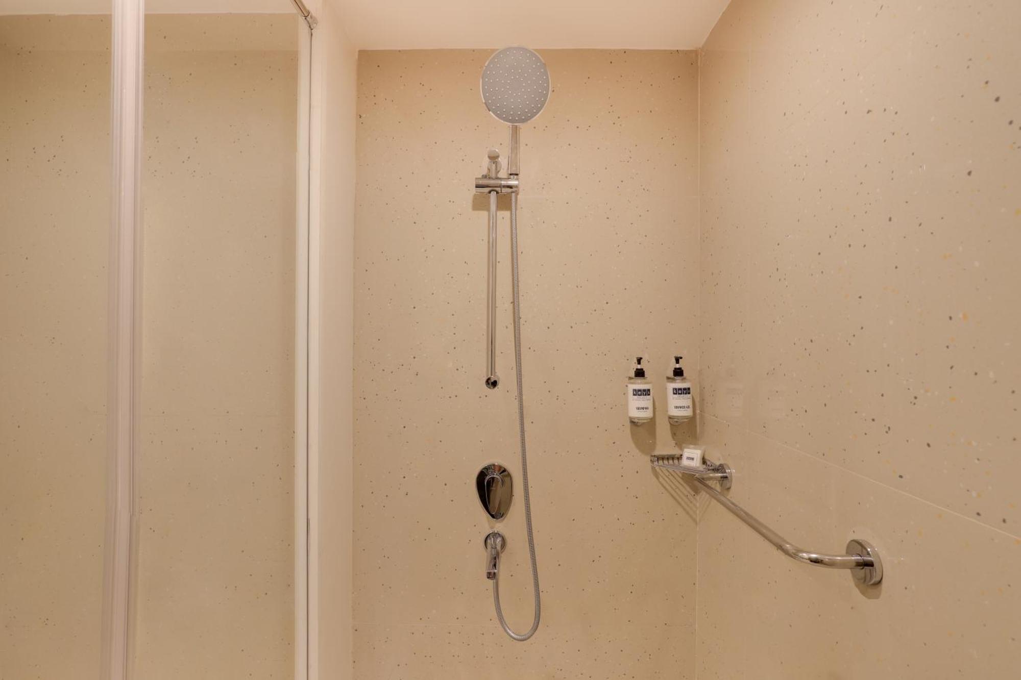 Keys Prima By Lemon Tree Hotels, Pimpri, Pune Екстериор снимка