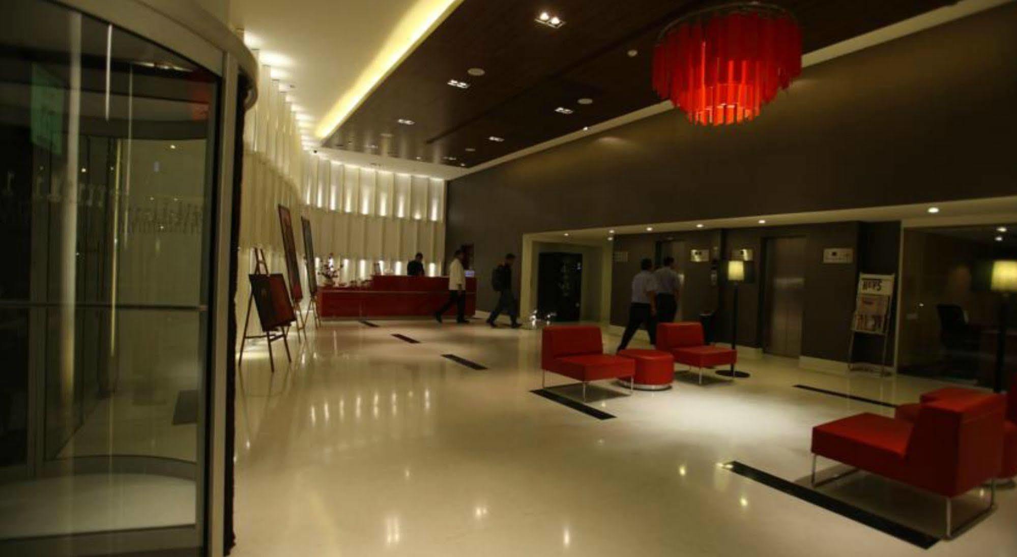 Keys Prima By Lemon Tree Hotels, Pimpri, Pune Екстериор снимка